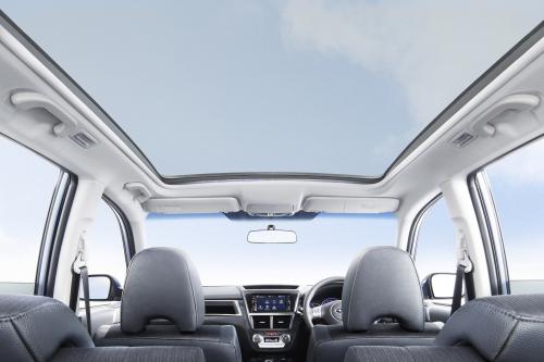 Subaru Exiga (2009) - picture 8 of 13