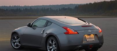 Nissan Fairlady Z (2009) - picture 7 of 9