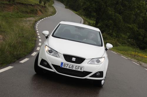 Seat Ibiza SportCoupe (2009) - picture 8 of 14