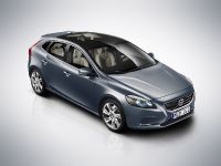 Vovlo V40 Hatch (2012) - picture 1 of 17