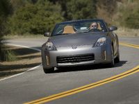 Nissan 350Z Roadster (2009) - picture 5 of 12