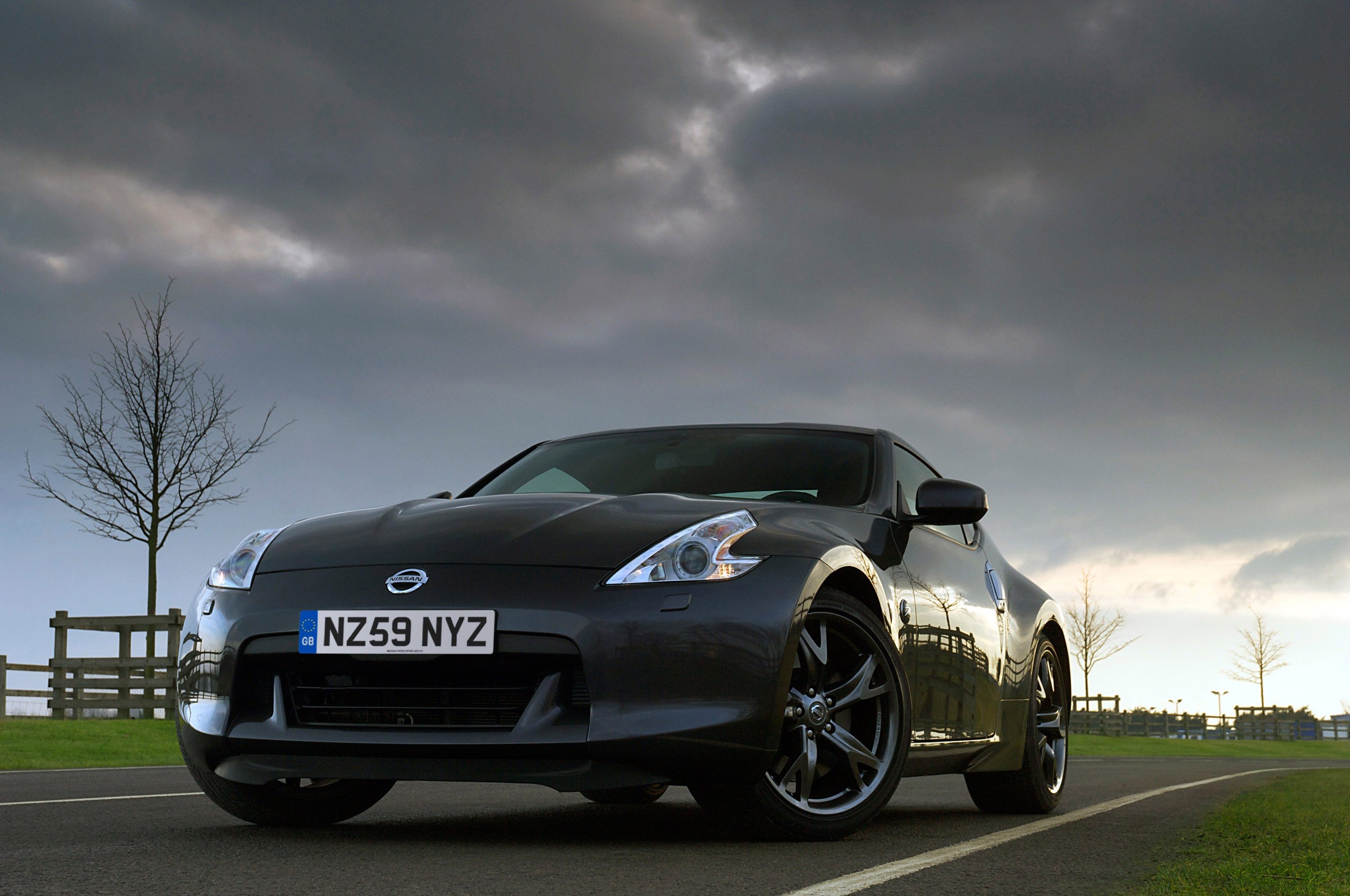 Nissan 370Z 40th Anniversary Black Edition