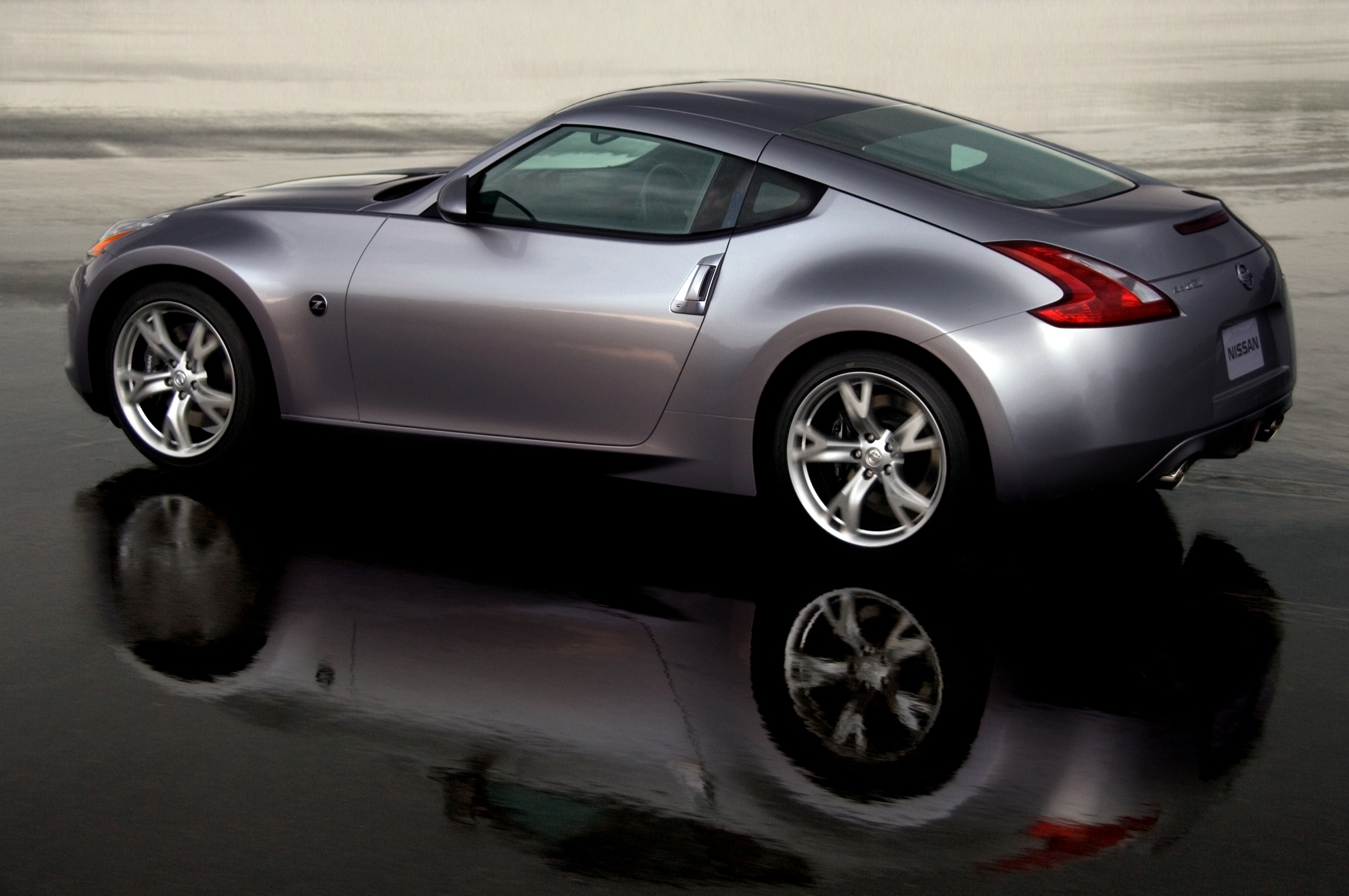 Nissan 370Z Coupe