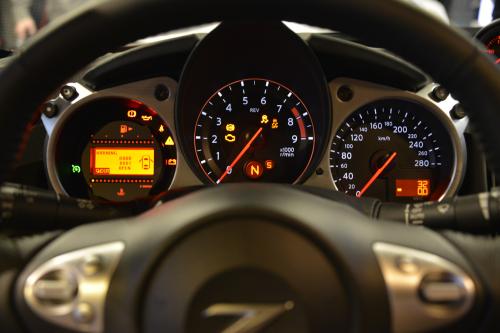 Nissan 370Z Paris (2012) - picture 8 of 8