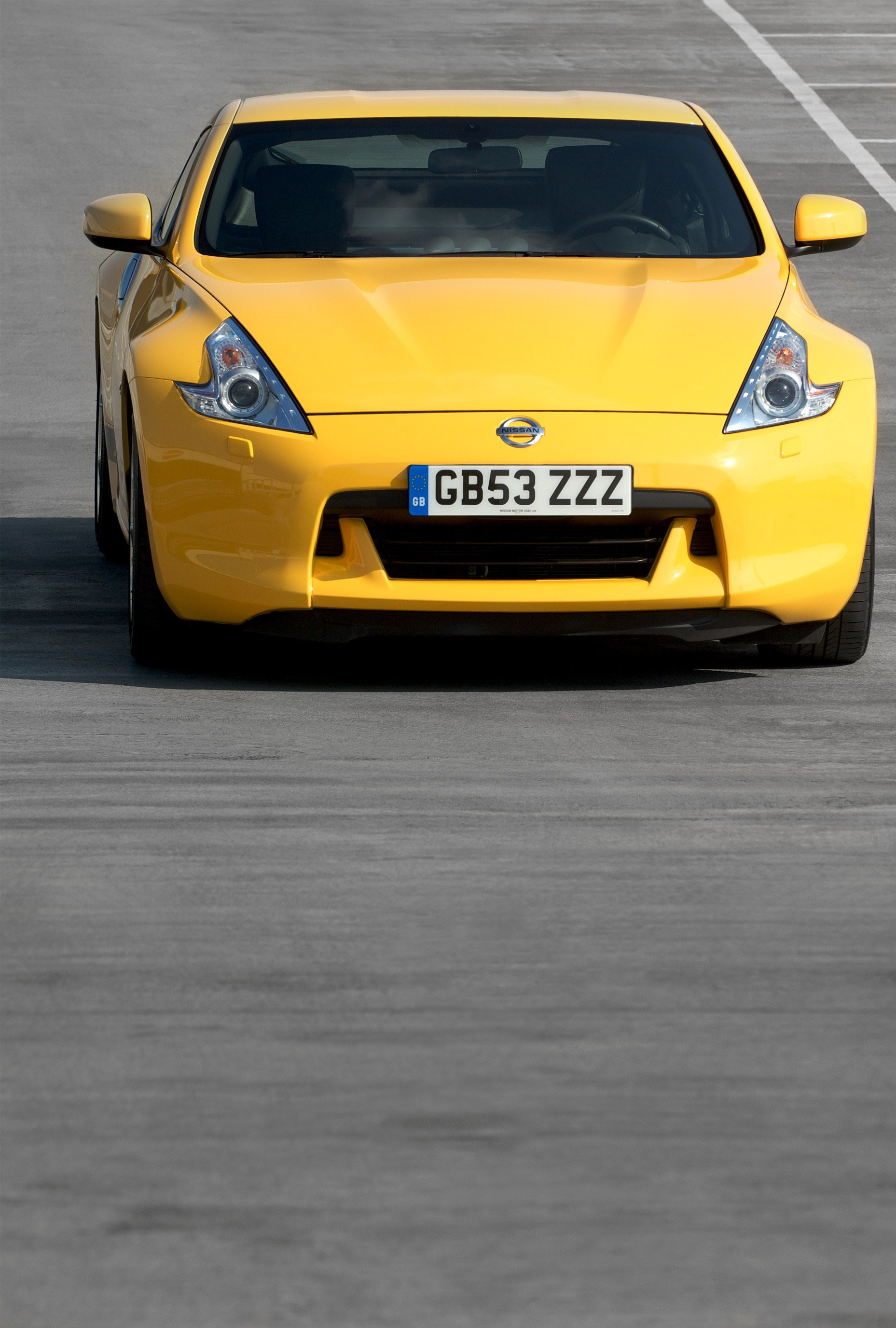 Nissan 370Z Yellow