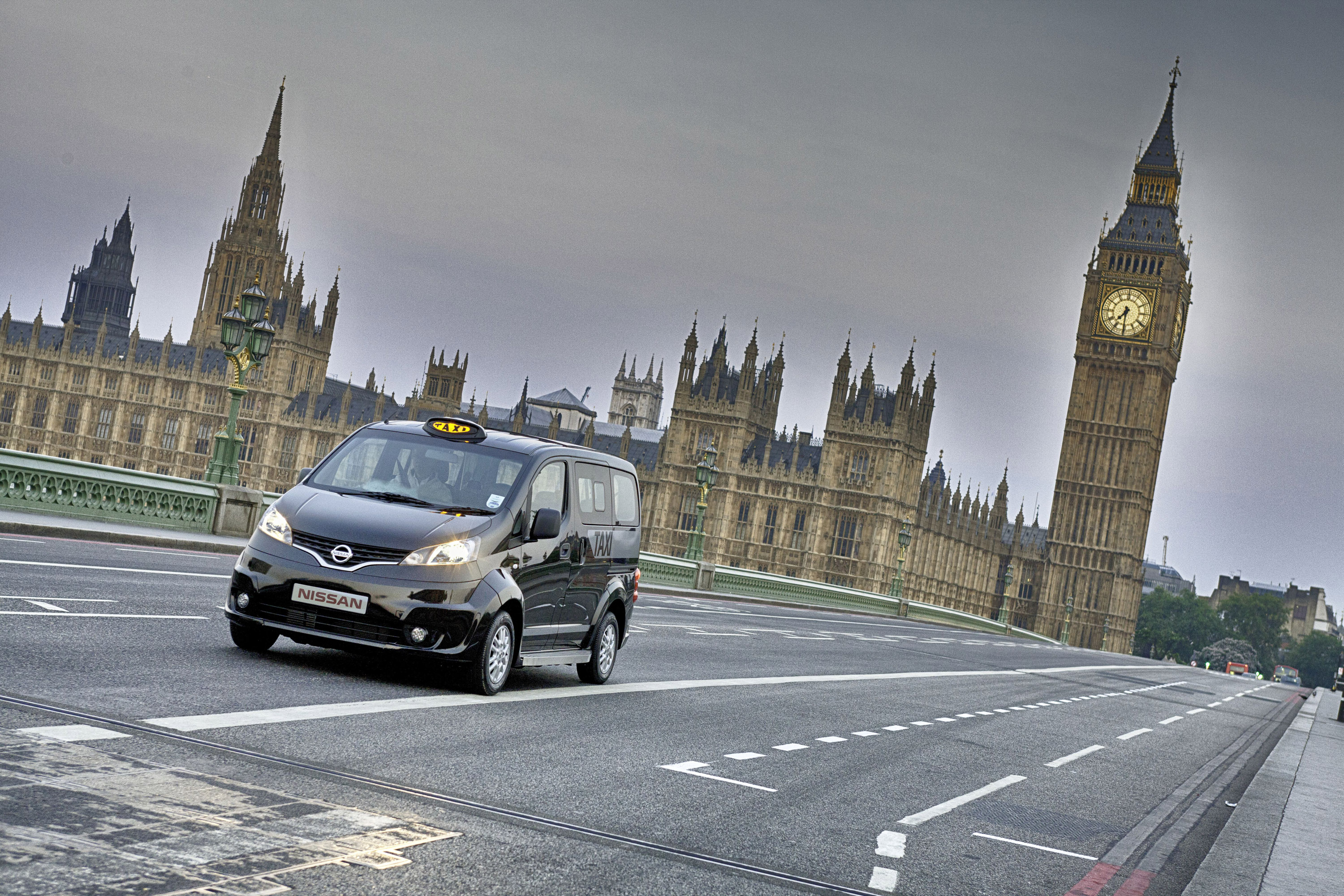 Nissan e-NV200 and NV200 London Taxi