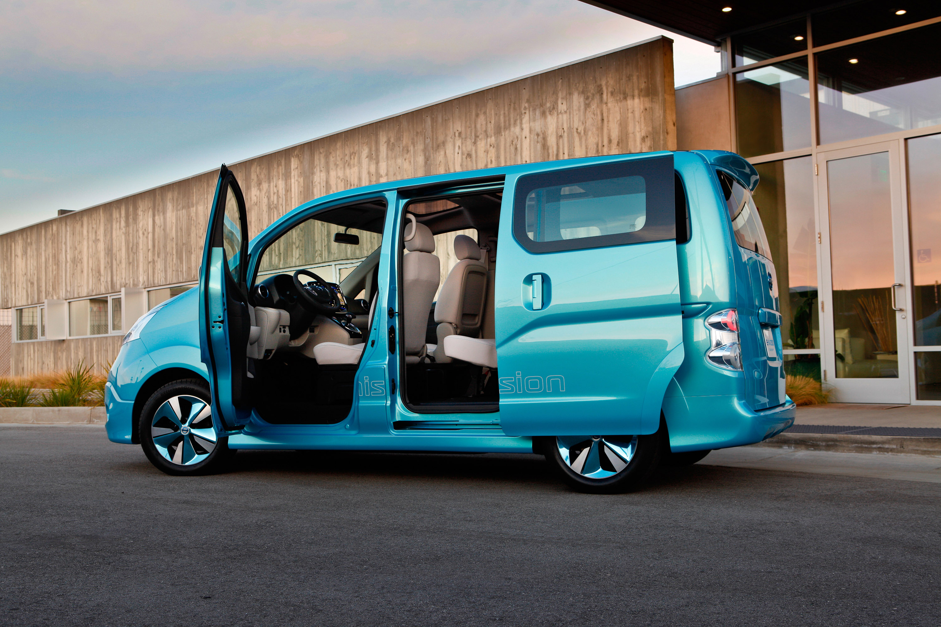 Nissan e-NV200 Concept