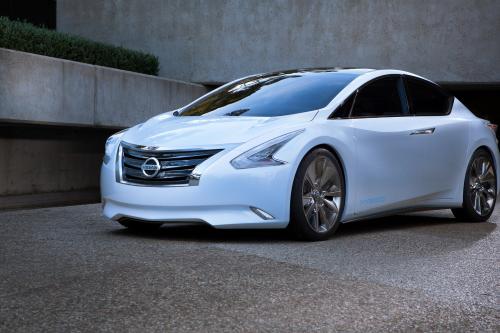 Nissan Ellure Concept (2010) - picture 1 of 10