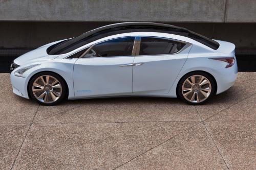 Nissan Ellure Concept (2010) - picture 9 of 10