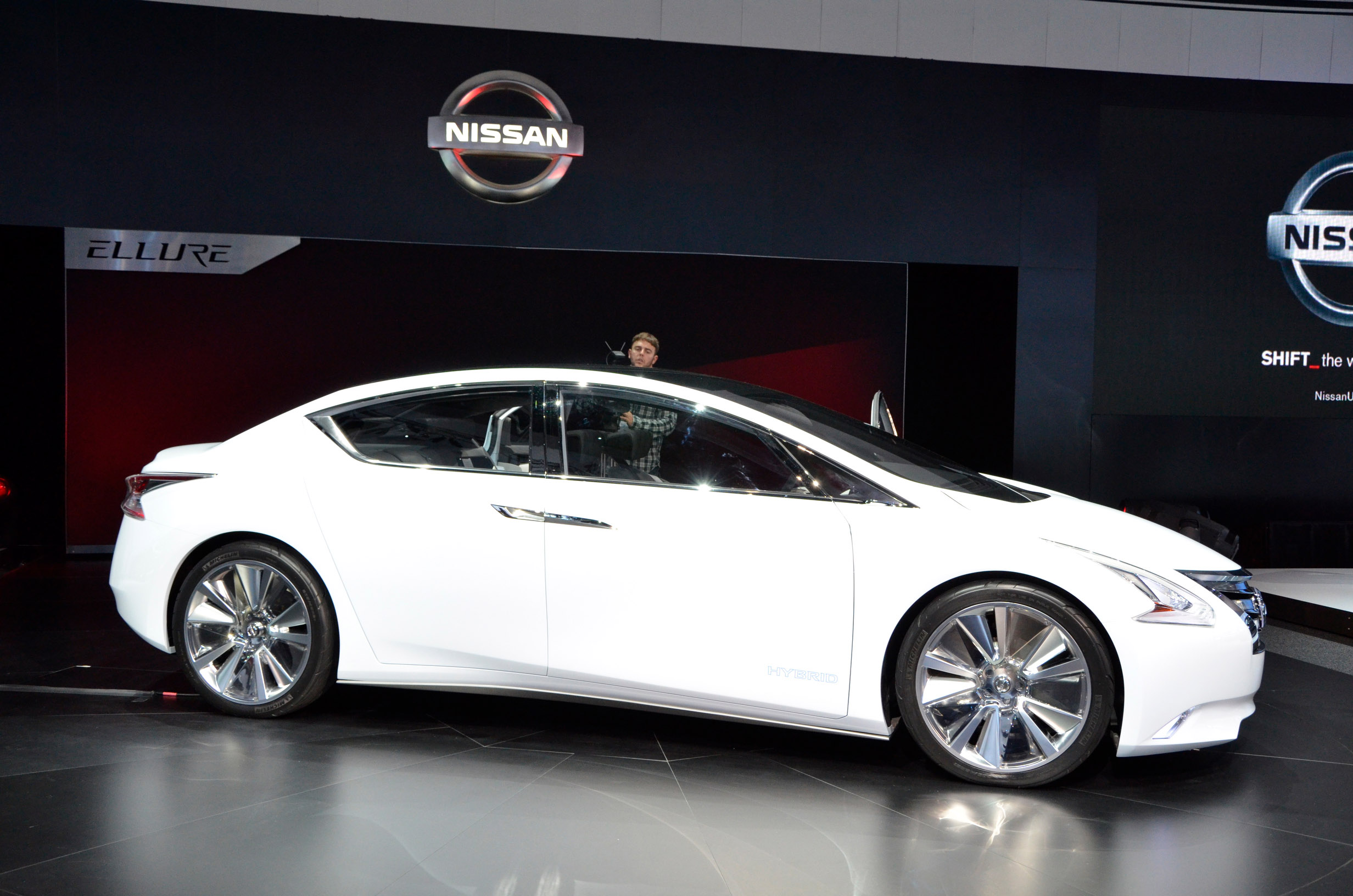 Nissan Ellure Los Angeles