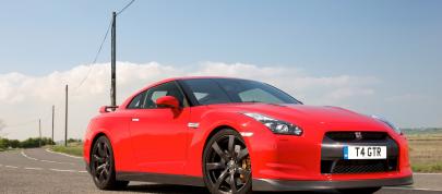 Nissan GT-R Europe (2009) - picture 12 of 20