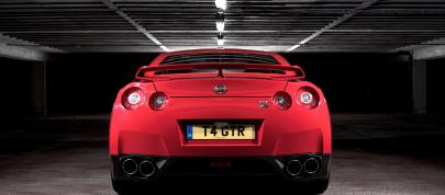Nissan GT-R Europe (2009) - picture 15 of 20