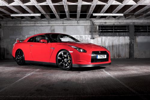 Nissan GT-R Europe (2009) - picture 16 of 20