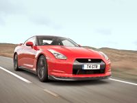 Nissan GT-R Europe (2009) - picture 5 of 20