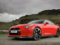 Nissan GT-R Europe (2009) - picture 7 of 20