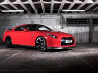 Nissan GT-R Europe (2009) - picture 1 of 20