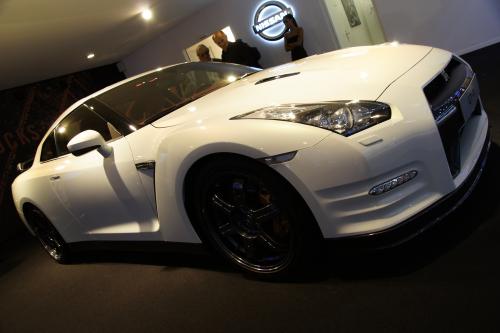 Nissan GT-R Paris (2010) - picture 1 of 3