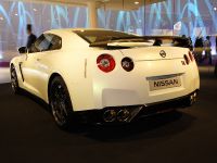 Nissan GT-R Paris (2010) - picture 3 of 3