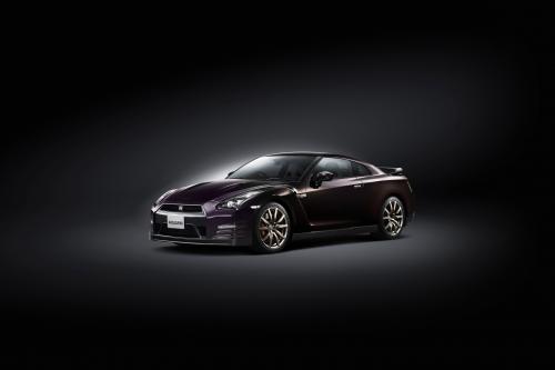 Nissan GT-R Special Edition (2013) - picture 1 of 3