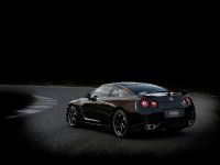 Nissan GT-R SpecV (2010) - picture 2 of 19