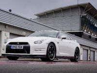 Nissan GT-R Track Pack (2012) - picture 5 of 15