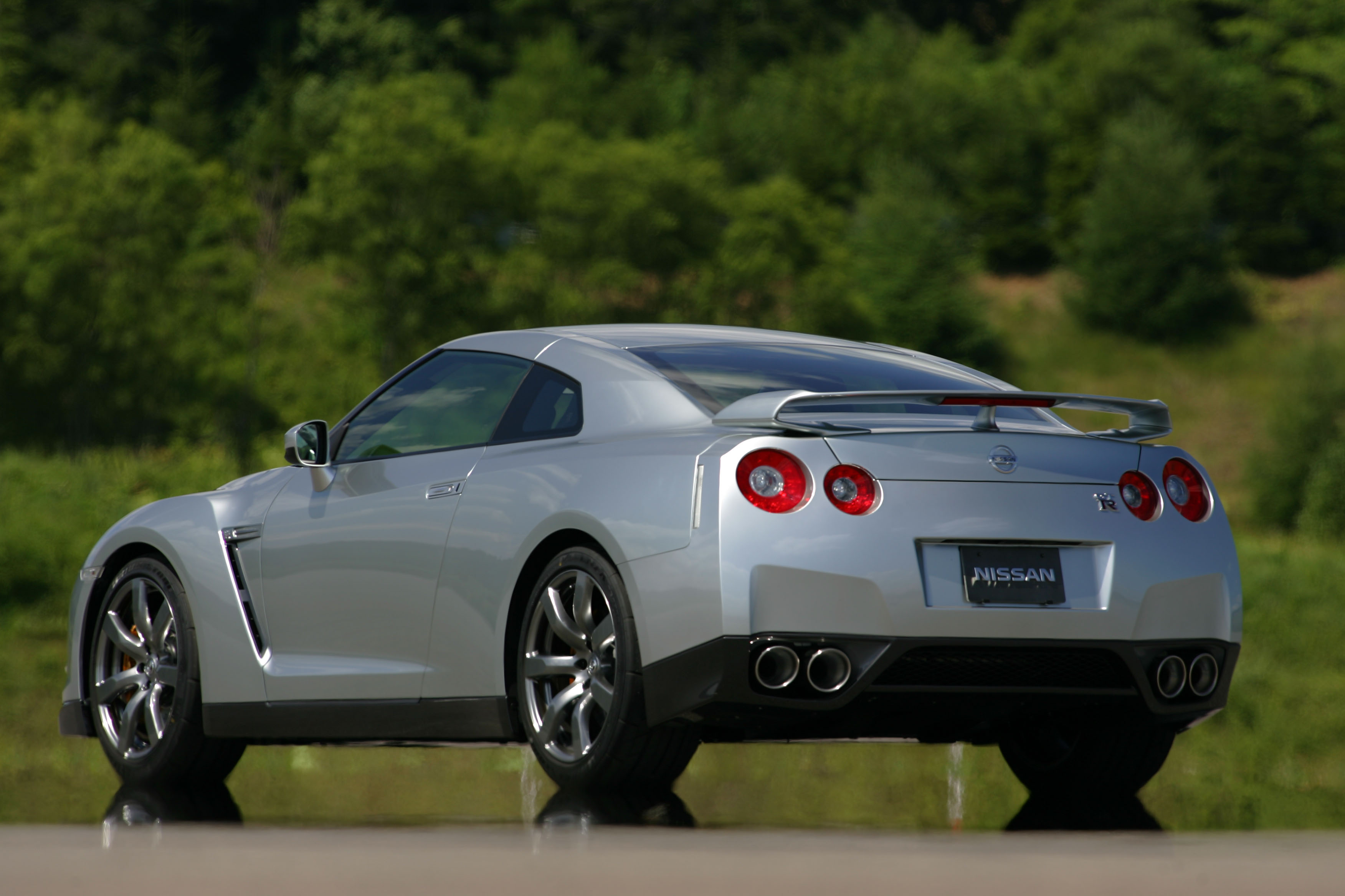 Nissan GTR 35