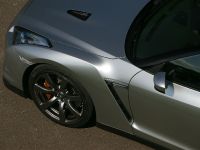 Nissan GTR 35 (2009) - picture 3 of 23