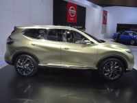 Nissan Hi-Cross Concept Los Angeles (2012) - picture 3 of 7