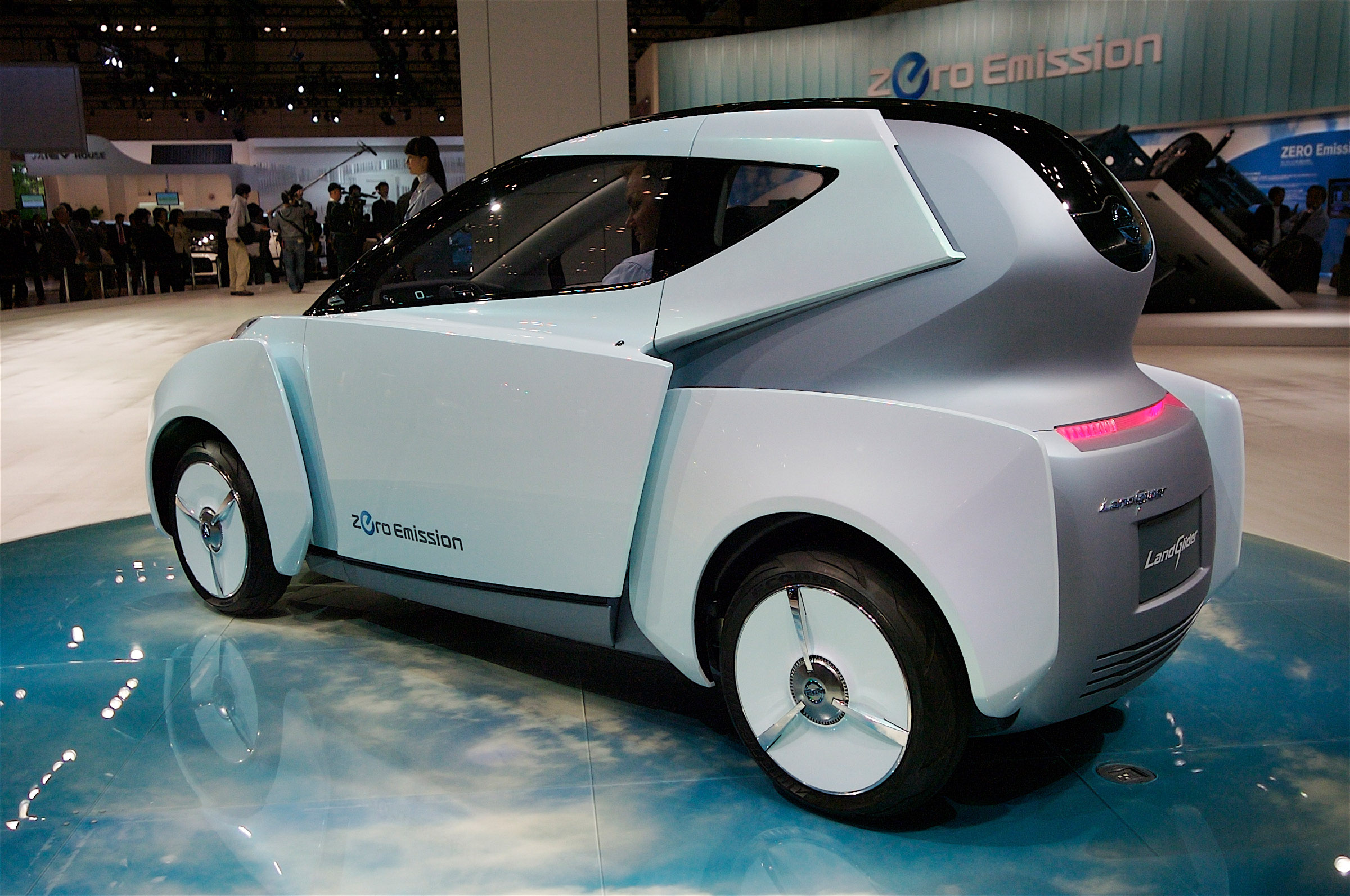 Nissan Land Glider Concept Tokyo