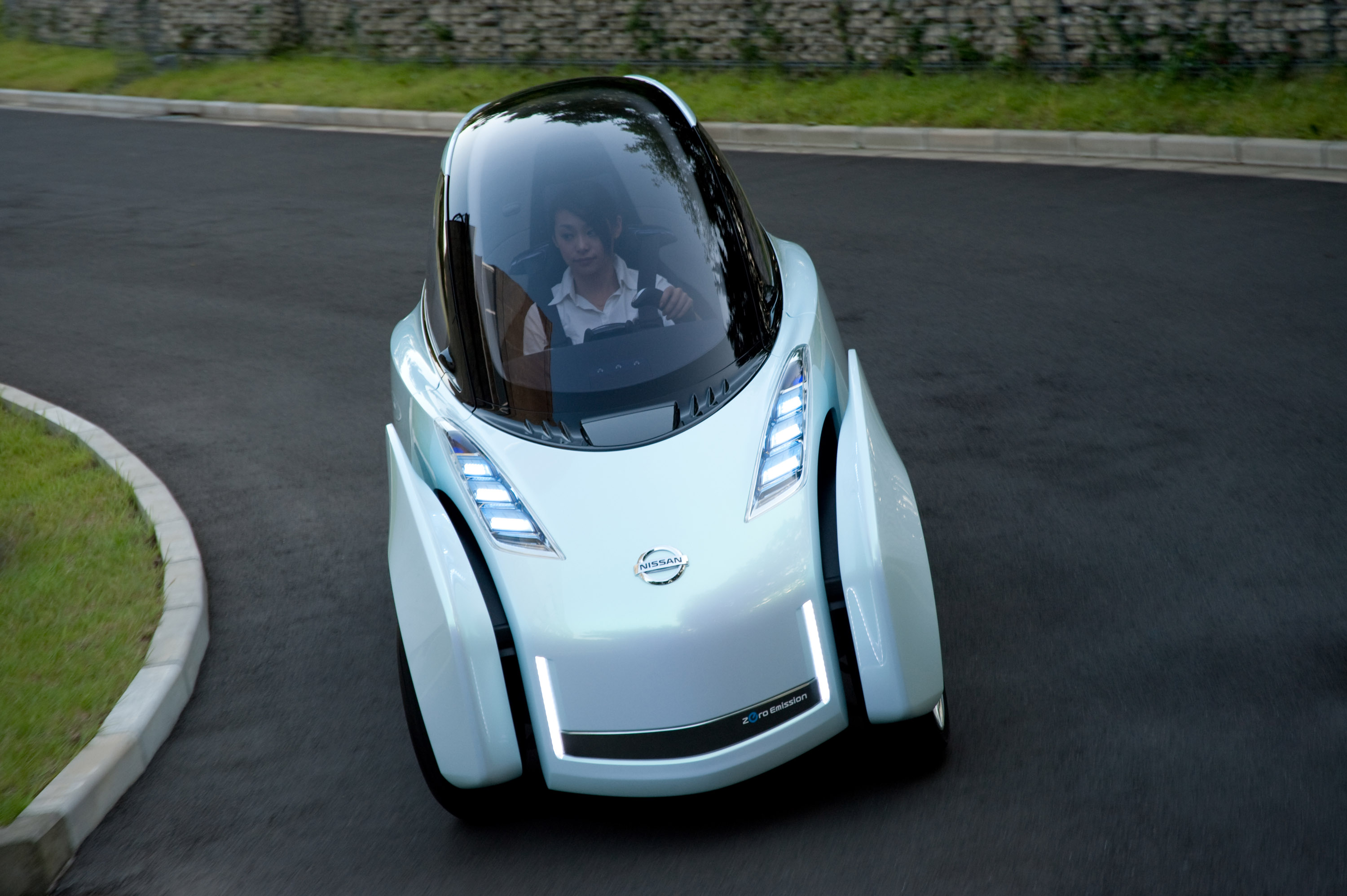 Nissan Land Glider concept