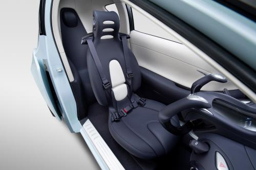 Nissan Land Glider concept (2009) - picture 17 of 27