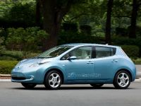 Nissan LEAF (2010) - picture 10 of 35