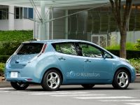 Nissan LEAF (2010)