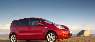 Nissan Note (2009) - picture 4 of 10