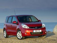 Nissan Note (2009) - picture 1 of 10