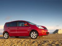 Nissan Note (2009) - picture 4 of 10