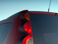 Nissan Note (2009) - picture 8 of 10