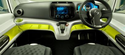 Nissan NV200 Concept (2007) - picture 12 of 17