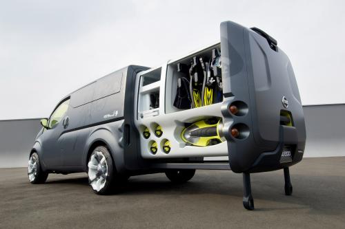 Nissan NV200 Concept (2007) - picture 9 of 17