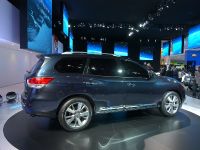 Nissan Pathfinder Concept Detroit (2012) - picture 5 of 8