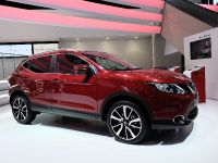 Nissan Qashqai Geneva (2014) - picture 2 of 2