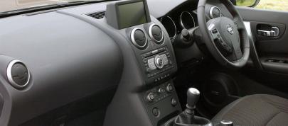Nissan Qashqai (2008) - picture 31 of 38