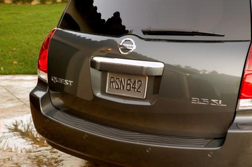 Nissan Quest (2009) - picture 9 of 9