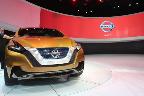 Nissan Resonance Detroit (2013) - picture 1 of 11