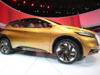 Nissan Resonance Detroit (2013) - picture 6 of 11