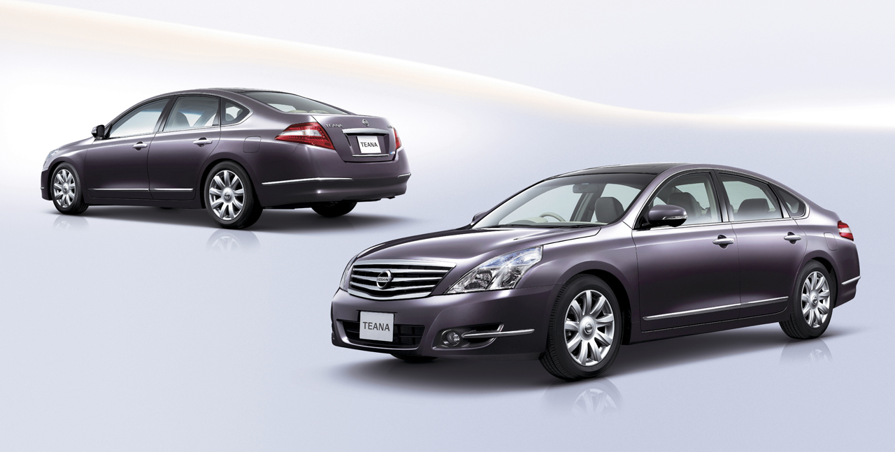 Nissan Teana Luxury Sedan