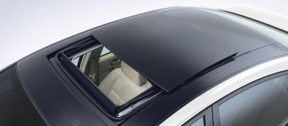 Nissan Teana Luxury Sedan (2009) - picture 4 of 10