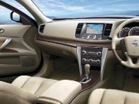 Nissan Teana Luxury Sedan (2009) - picture 6 of 10