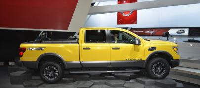 Nissan TITAN XD Detroit (2015) - picture 4 of 8