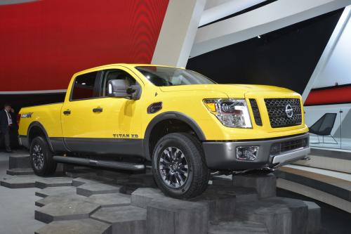 Nissan TITAN XD Detroit (2015) - picture 1 of 8